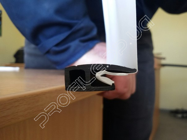 евробагет для натяжных потолков